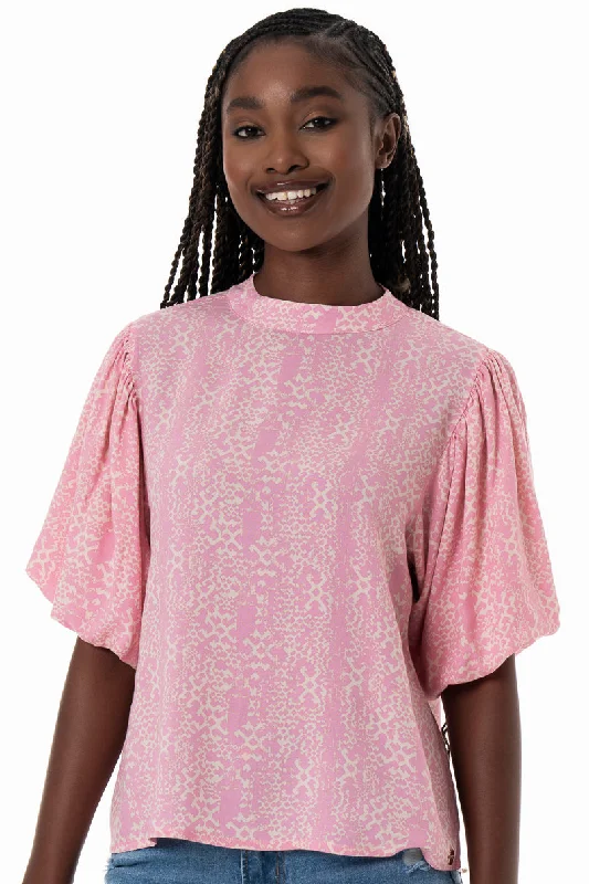 Women's Fitted SweatersHi-Neck Shift Top _ 154566 _ Pink