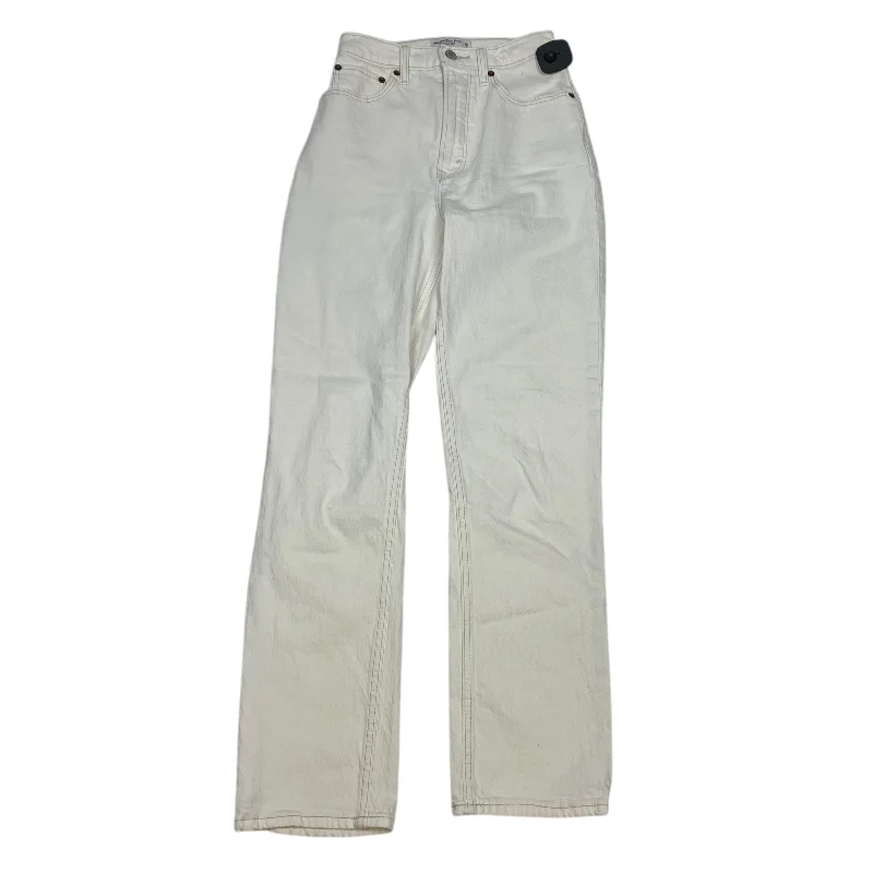 Women's Jodhpurs with Peter Pan CollarJeans Straight By Abercrombie And Fitch In Cream Denim, Size: 2