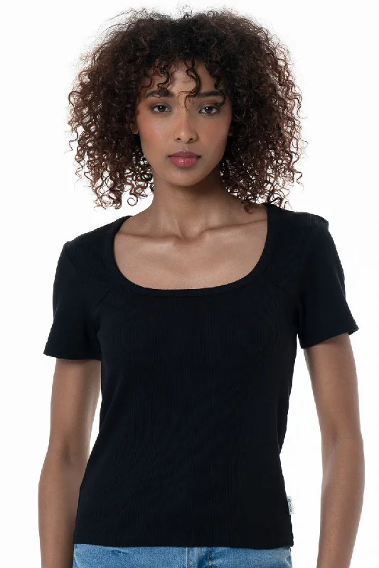 Women's Collarless Design SweatersSquare Neck T-Shirt _ 152257 _ Black