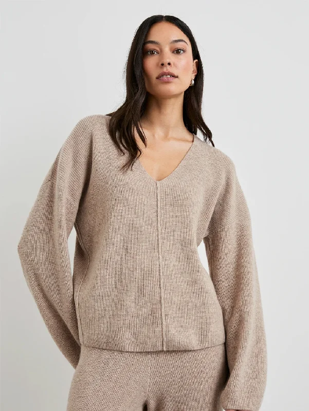 Women's Belarusian Wool SweatersHollyn Sweater - Oatmeal