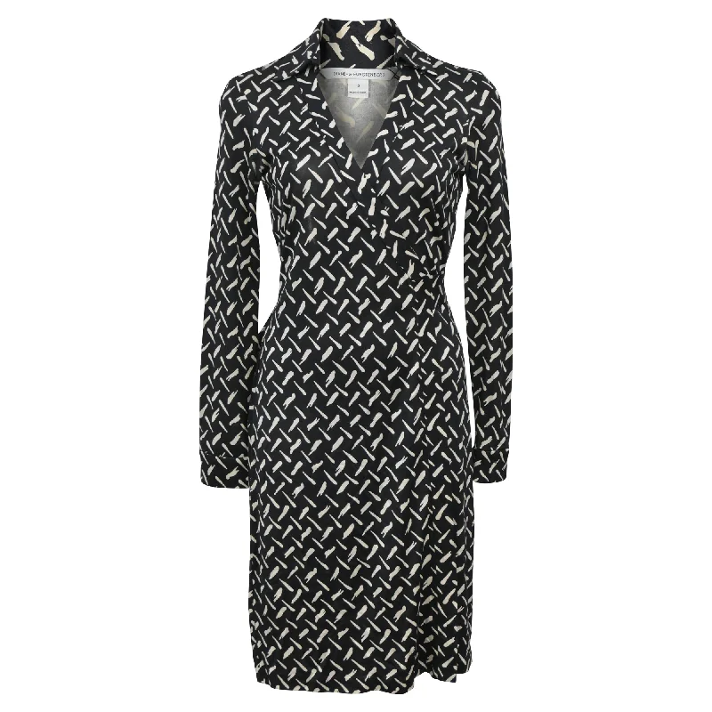 Women's U-Shaped Collar DressesDiane Von Furstenberg Printed Wrap Dress in Black Silk