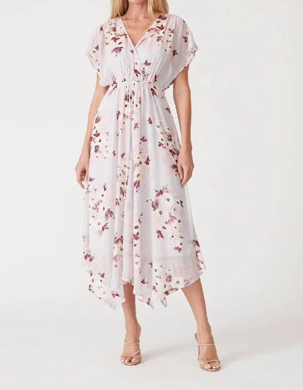 Women's Keyhole-Neck DressesReyna Floral Dress In Dusty Blush/wine